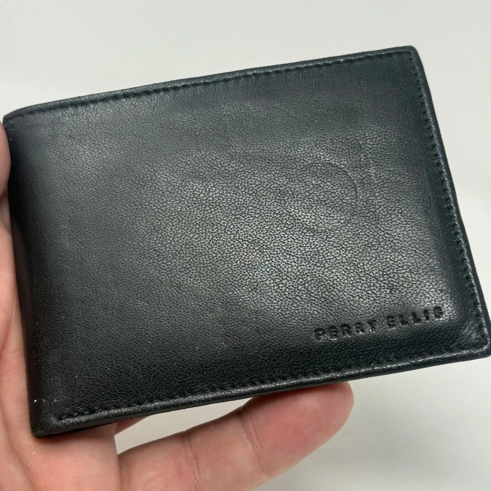 Perry Ellis Portfolio Mens Black‎ Genuine Leather Bifold Wallet with ID Window